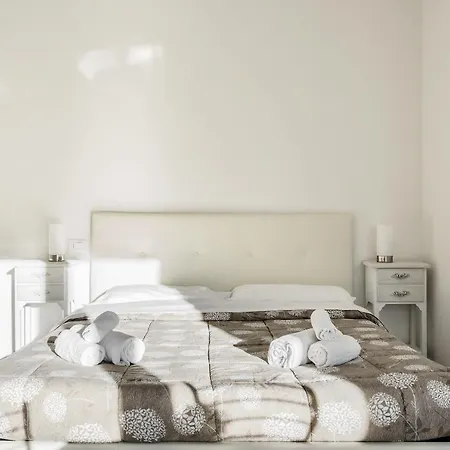 La Casa Bianca Di Apartment