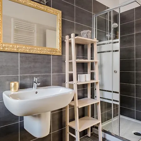 La Casa Bianca Di Apartment *